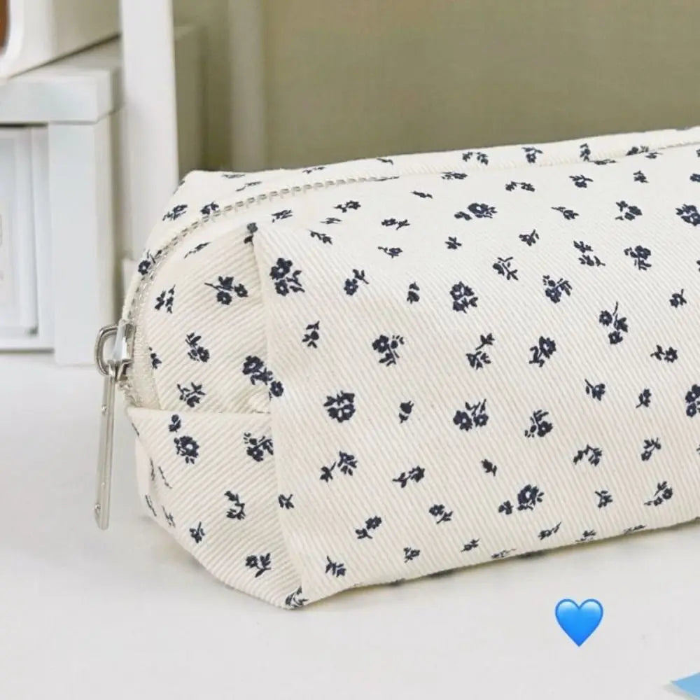 Pequeña bolsa Floral fresca para bolígrafos, estuche de lápices de gran capacidad, bolsa de almacenamiento de papelería multifuncional, organizador escolar para estudiantes, suministros