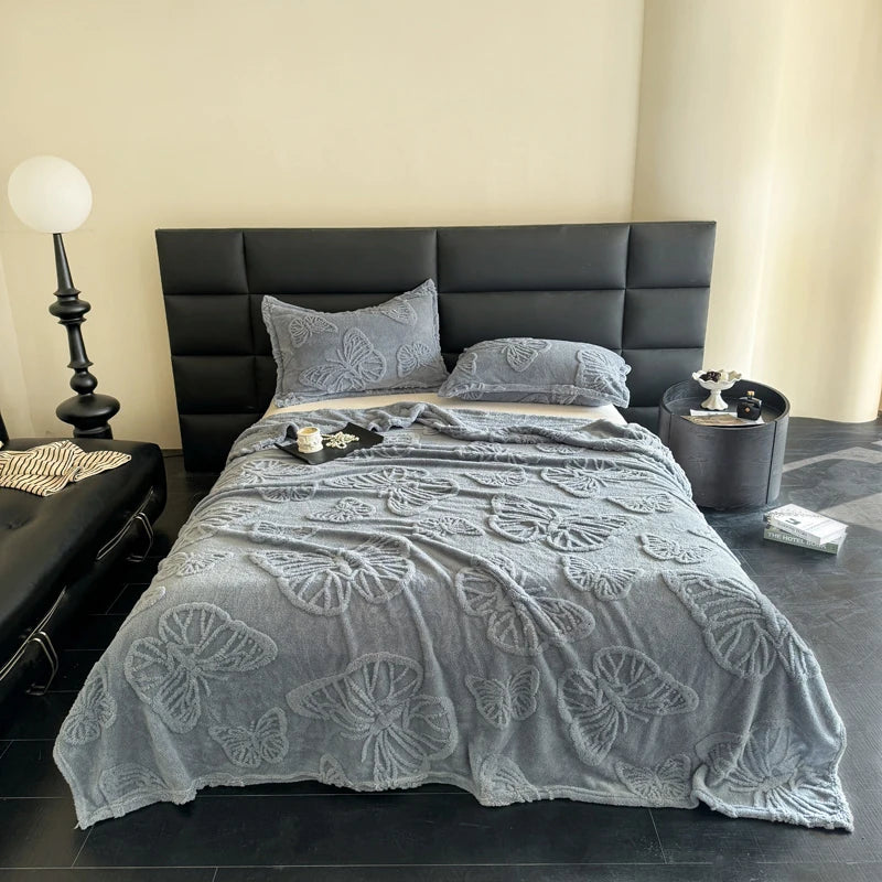 Lujosa manta jacquard de mariposa de gasa, chal suave y acogedor de franela, perfecto para sofá o cama