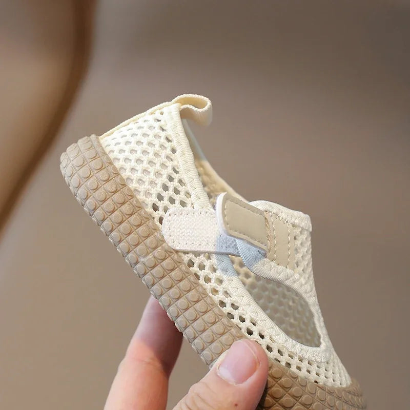 Sandalias para niños, malla de aire, transpirables, a la moda, suela suave, zapatos informales para niños, zapatos de verano para playa para bebés, deslizadores con gancho para niños y niñas 21-30