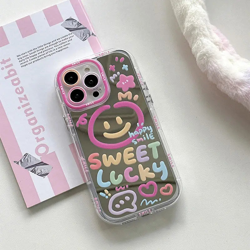 Dulce sonrisa de la suerte patrón espejo de maquillaje funda trasera dura para iPhone 13 15 16 Pro Max 14 11 12 Linda chica cubierta a prueba de golpes