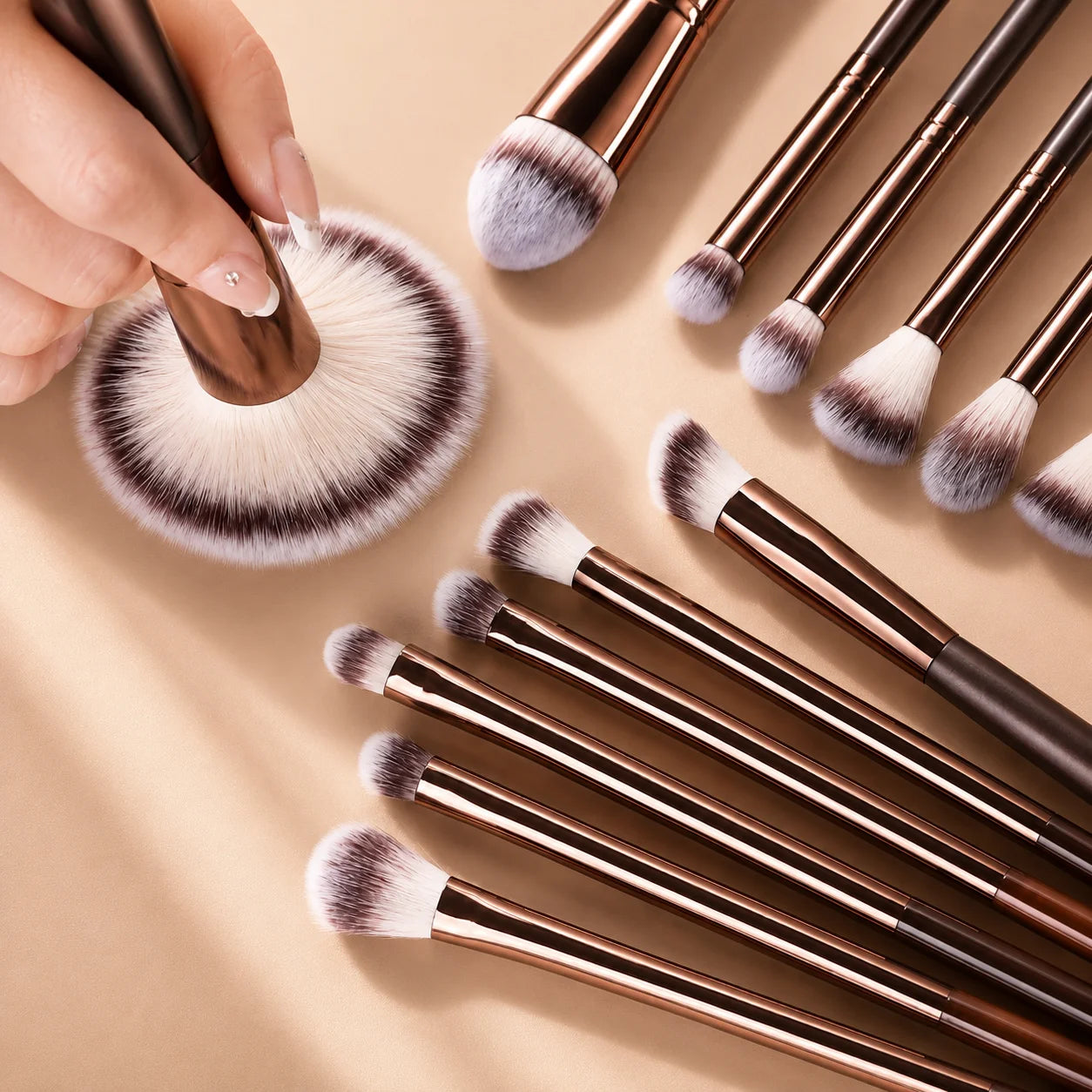 Set de Brochas de Maquillaje Profesional de Doble Punta que Incluye Brocha para Base, Brocha para Contorno, Brocha para Rubor, Brocha para Polvo, Brocha para Sombras de Ojos, C
