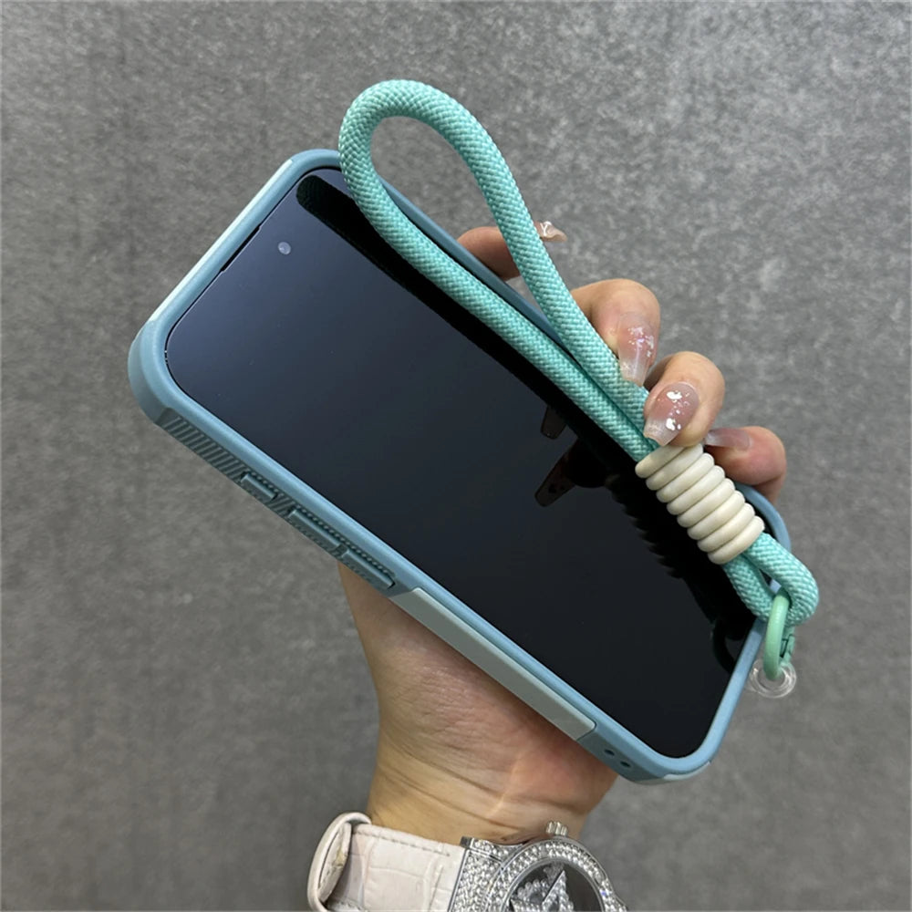 Armadura de parachoques híbrida de lujo, pulsera, correa para muñeca, cordón, funda de teléfono para iPhone 17 16 11 12 13 14 15 Pro Max XR, funda a prueba de golpes