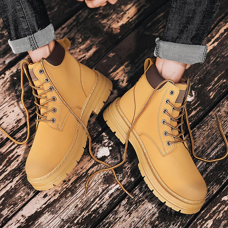 Botas de hombre otoño nuevas botas altas de trabajo estilo británico versión coreana suela gruesa con cordones botas cálidas antideslizantes para hombre