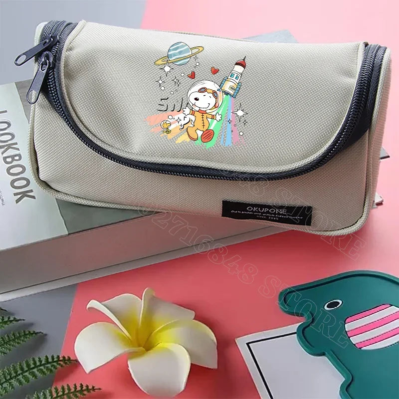 Estuches para lápices de Snoopy, papelería bonita, estampado gráfico de dibujos animados de anime, suministros escolares, portátiles, de gran capacidad, regalos para fiestas de cumpleaños