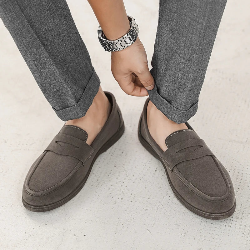 Gran oferta de mocasines sin cordones para hombre, ligeros, transpirables, cómodos, planos para exteriores, suela suave antideslizante, zapatos informales para caminar a diario