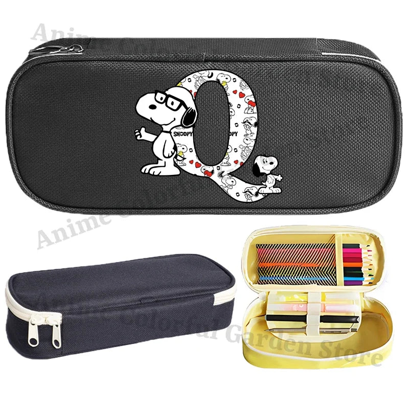 Estuche de Lápices de Gran Capacidad con Diseño de Snoopy para Estudiantes, Estuche de Lápices con Letras de la A a la Z Estampadas, Estuche de Almacenamiento de Papelería de Moda para Niños y Niñas