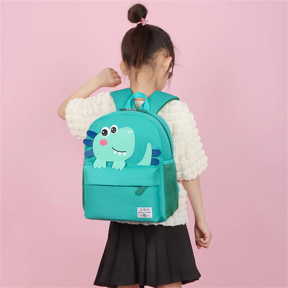 Mochila de dinosaurio pequeño con nombre personalizado, mochila escolar bonita de dibujos animados para niños, mochilas salientes con nombre bordado personalizado para niños y niñas
