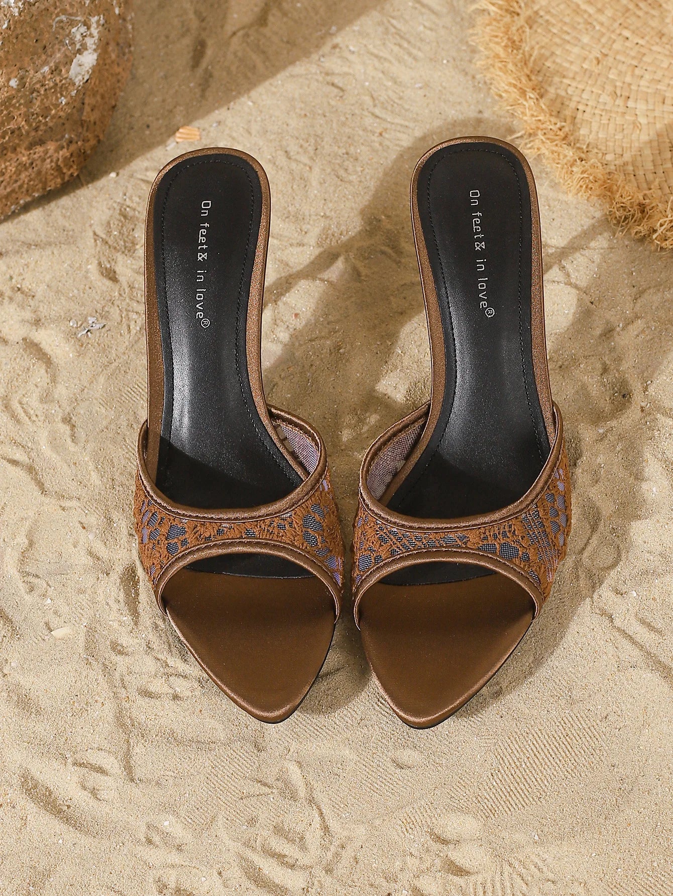 Zapatillas de mujer de tacón alto fino con bordado de malla elegante, sandalias deslizantes sexis con punta abierta y punta estrecha, zapatos cómodos de verano para mujer