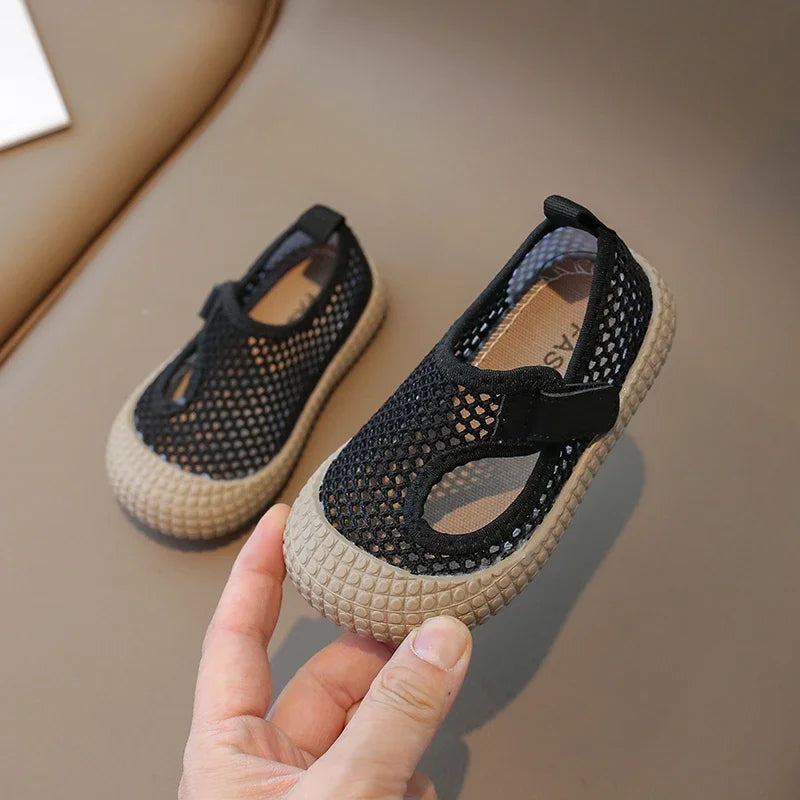 Sandalias para niños, malla de aire, transpirables, a la moda, suela suave, zapatos informales para niños, zapatos de verano para playa para bebés, deslizadores con gancho para niños y niñas 21-30