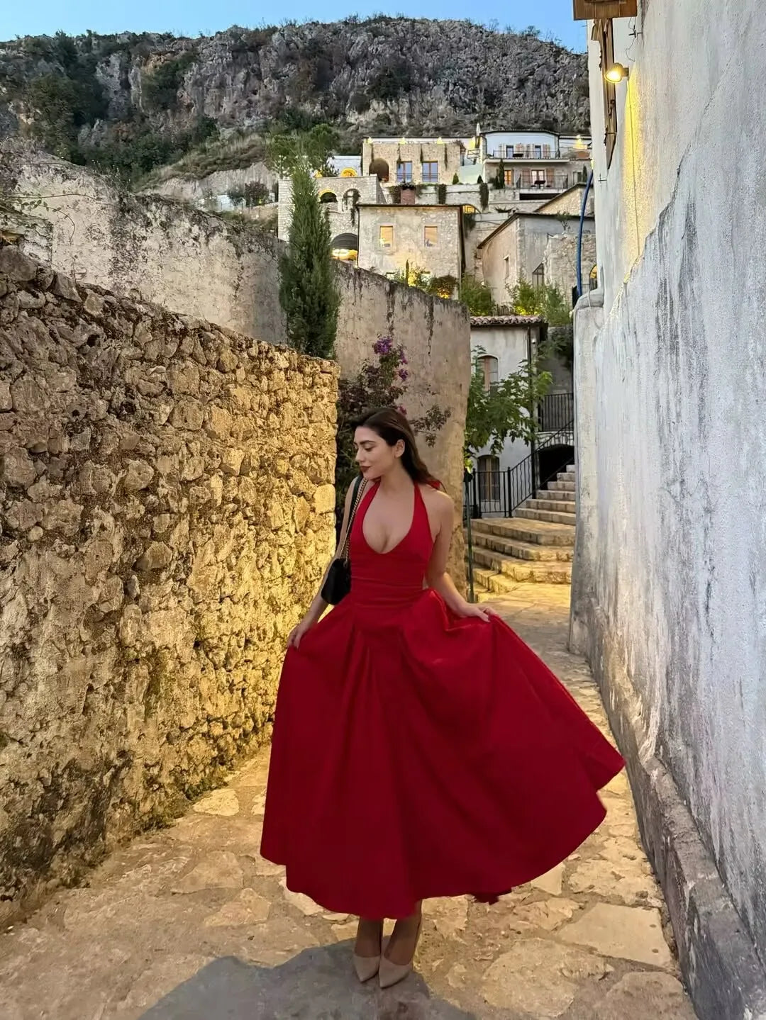 YENKYE-vestido Sexy con espalda descubierta para mujer, vestido verde elegante con cuello Halter, cintura baja, corte en A, Midi, vestidos de fiesta de noche de verano, bata de algodón