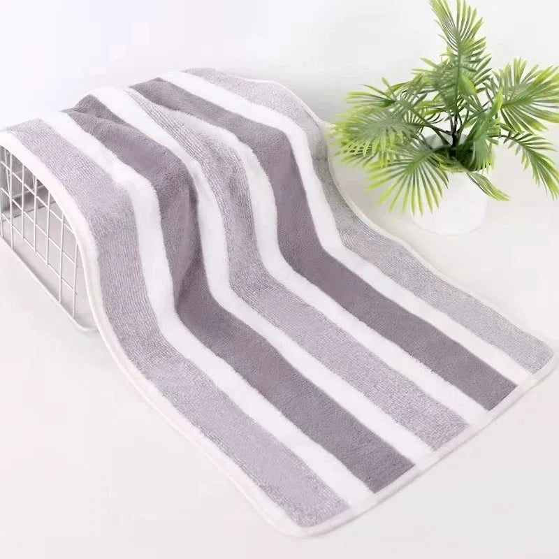 Paquete de 2 Toallas con Alta Capacidad de Absorción de Agua, Secado Rápido, Sin Desprendimiento de Pelusa y Durabilidad - Muy Adecuadas para el Hogar, la Playa y el Rostro