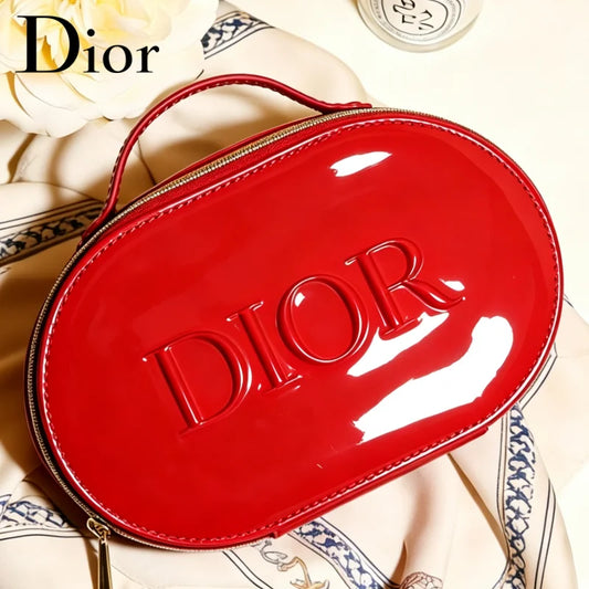 Bolso de Lujo Dior, Color Rojo Brillante, Ovalado, Organizador de Maquillaje, Piel Sintética con Logotipo Grabado, Impermeable, para Viaje
