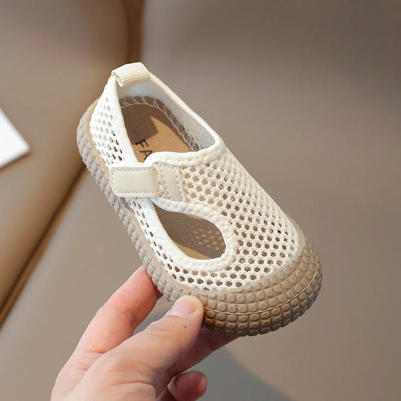 Sandalias para niños, malla de aire, transpirables, a la moda, suela suave, zapatos informales para niños, zapatos de verano para playa para bebés, deslizadores con gancho para niños y niñas 21-30