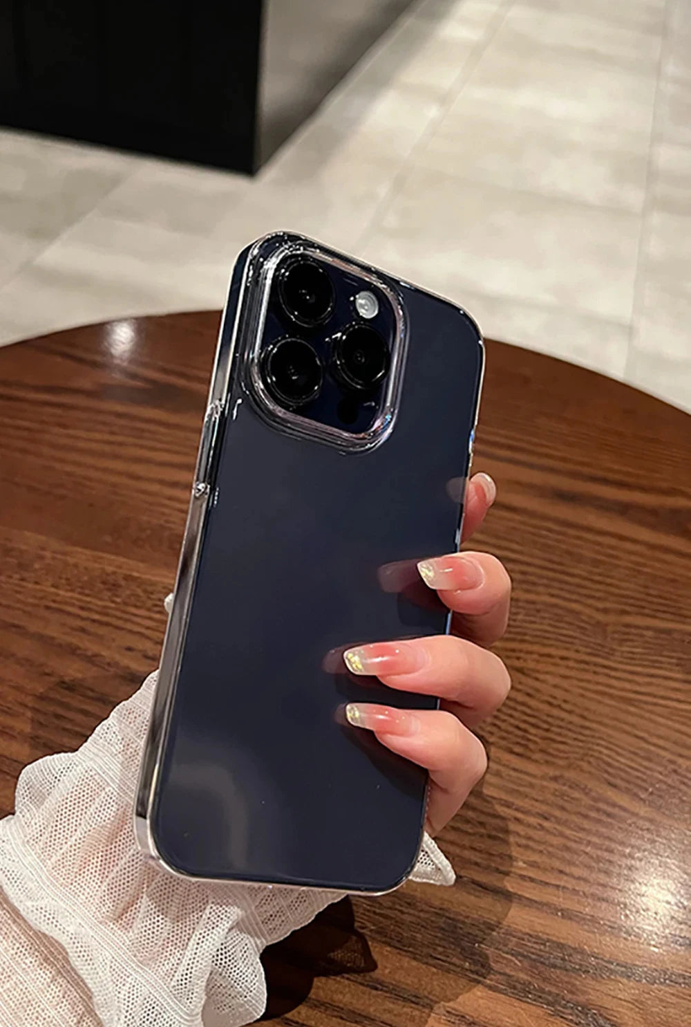 Fundas de parachoques transparentes a prueba de golpes de lujo para iPhone 16 15 14 13 12 11 Pro Max Plus accesorios de cubierta de teléfono acrílico suave transparente
