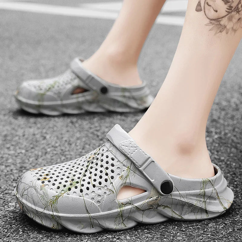 Zapatillas de verano para hombre, zuecos de suela gruesa, sandalias, chanclas transpirables huecas, zapatos, zapatillas de playa a la moda