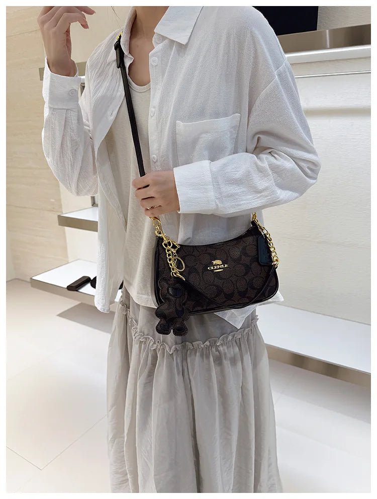 Bolso de mano de estilo de alta gama para mujer, nuevo modelo 2025, bolso cuadrado pequeño único y moderno, moderno, retro, simple y elegante, cr