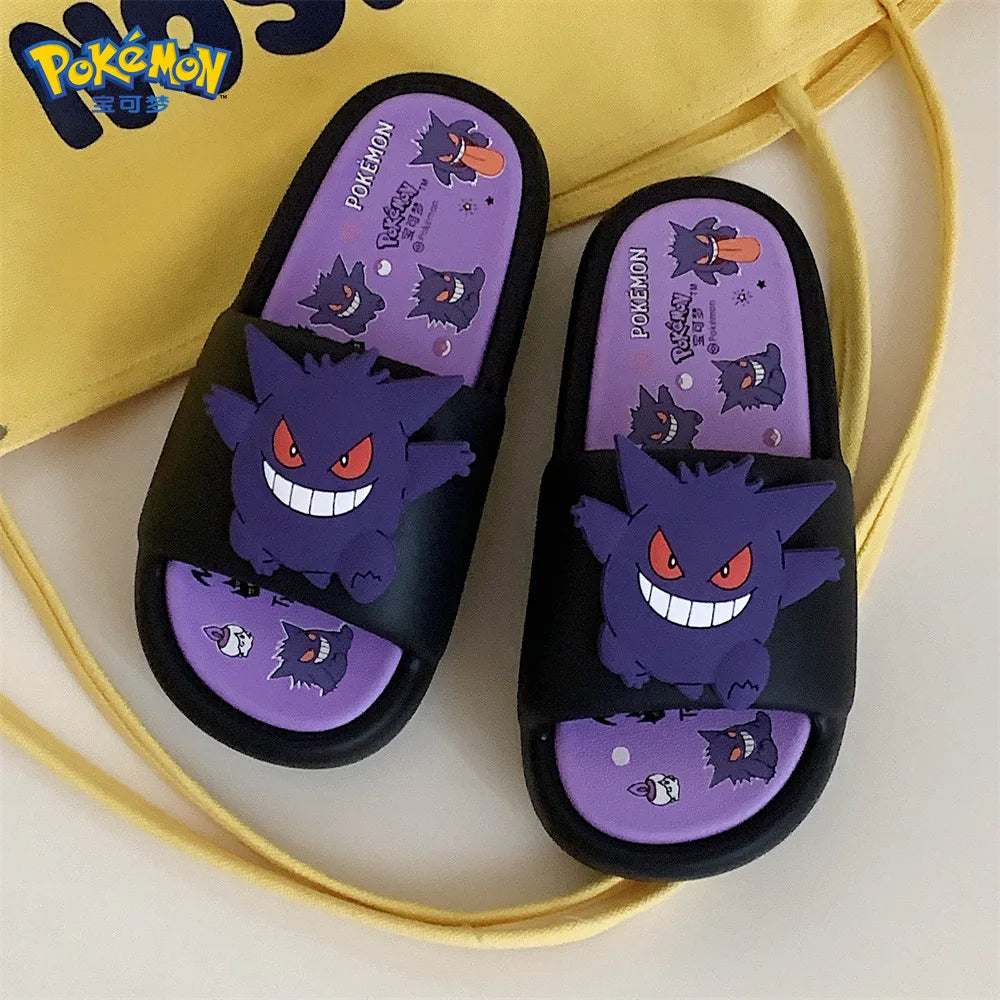 Kawaii Pokemon Anime periféricos Gengar dibujos animados sandalias al aire libre verano casa zapatos chanclas regalo de cumpleaños
