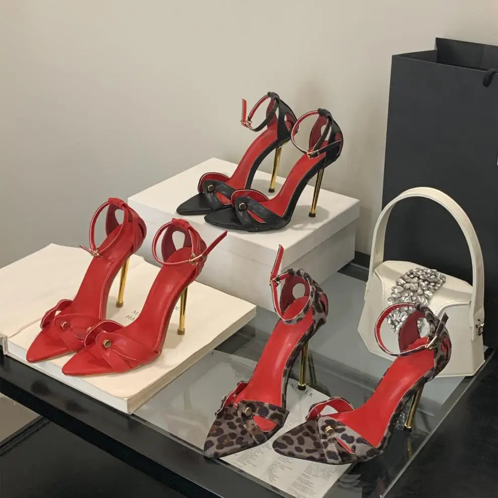 Sandalias de tacón alto para mujer, con estampado de leopardo, talla grande, con remaches metálicos huecos y puntiagudos, electrochapadas, para fiesta y discoteca, 2026