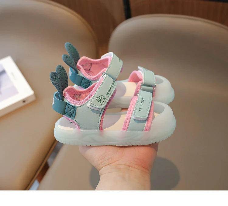 Sandalias de dibujos animados para niños y niñas, zapatos de playa suaves, informales, antideslizantes, color rosa verdoso, de 2 a 12 años