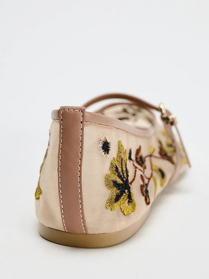 2026 zapatos Mary Jane bordados de primavera para mujer, zapatos de suela blanda transpirables para exteriores, zapatos planos de Ballet cómodos sin cordones para mujer