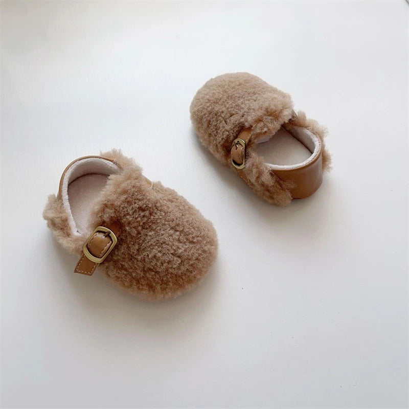 Otoño Invierno, zapatos para bebés, niños y niñas, zapatos gruesos de felpa para bebés, zapatos cómodos de suela blanda para niños pequeños, zapatos para caminar