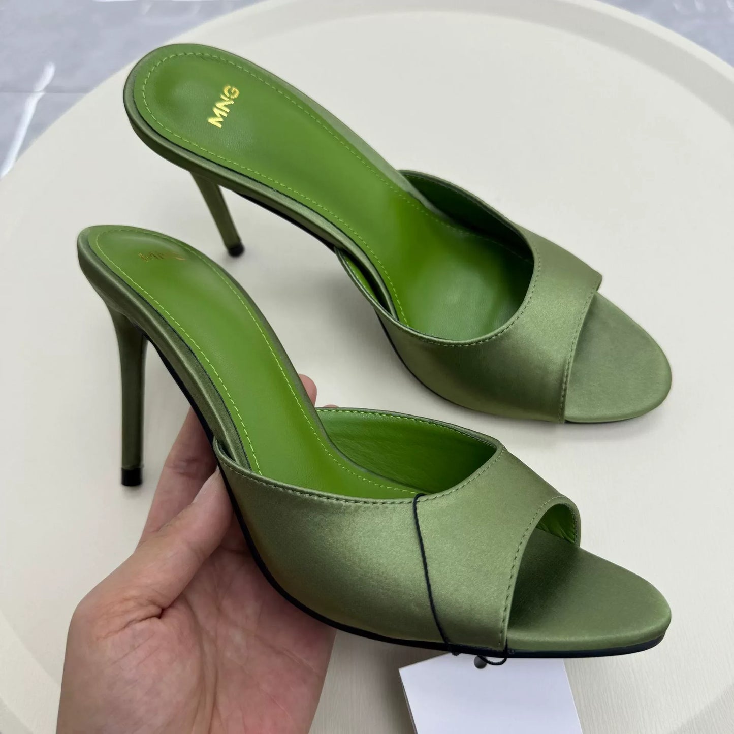 Nuevas Sandalias de Tacón Alto y Fino para Mujer, Verano 2026, con Punta en Pico, Elegantes, de Satén, Sexys, con Punta Abierta, Tipo Stiletto