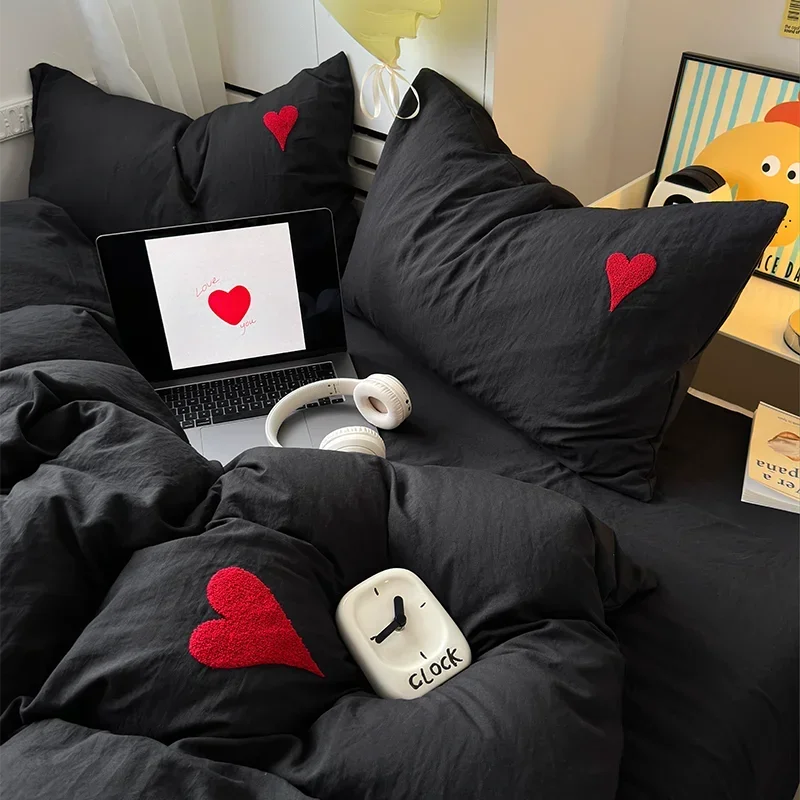 Juego de cama de algodón lavado, funda nórdica negra súper suave y fresca, toalla en forma de corazón, ropa de cama, fundas de edredón respetuosas con la piel, sábanas