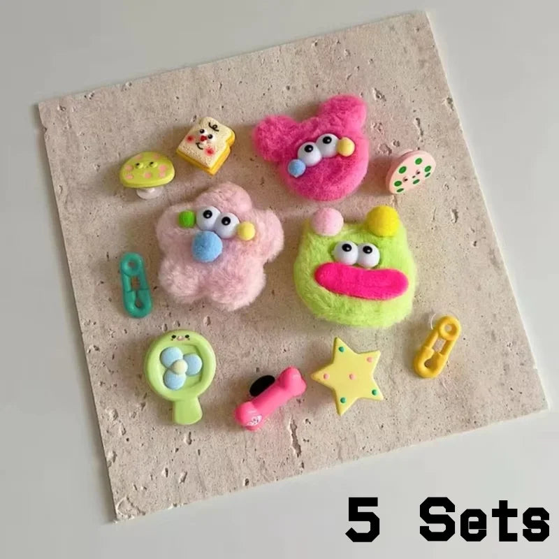 Nuevo conjunto de adornos para zapatos de felpa de invierno, boca de salchicha de dibujos animados, ojos grandes, decoraciones para zapatos para zuecos, adecuado para sandalias Diy, regalos de fiesta