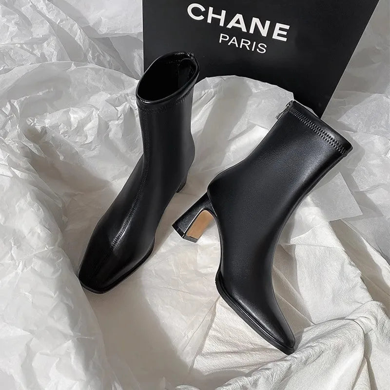 Botines cuadrados de otoño, cómodas botas de tacón alto de cuero suave, zapatos de mujer de temperamento Simple con cremallera a la moda