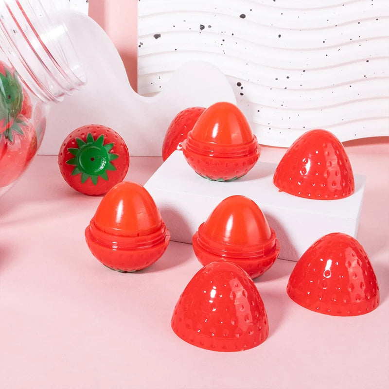 Bálsamo Labial de Fresa, 1/4 Piezas, Hidratante de Larga Duración, Repara y Humecta, Lápiz Labial Rojo con Diseño de Frutas, Cuidado Labial para Labios Secos, Cosméticos