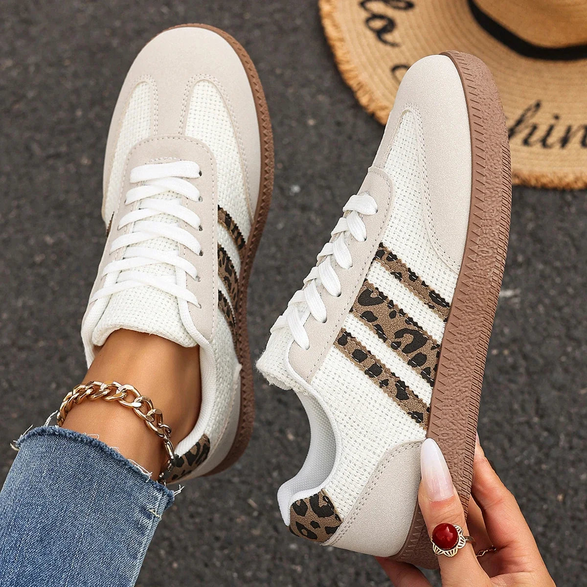 2025 nuevas zapatillas De deporte para Mujer, Zapatos planos informales a la moda, Zapatos vulcanizados con punta redonda y cordones, Zapatos planos cómodos para Mujer, Zapatos De Mujer