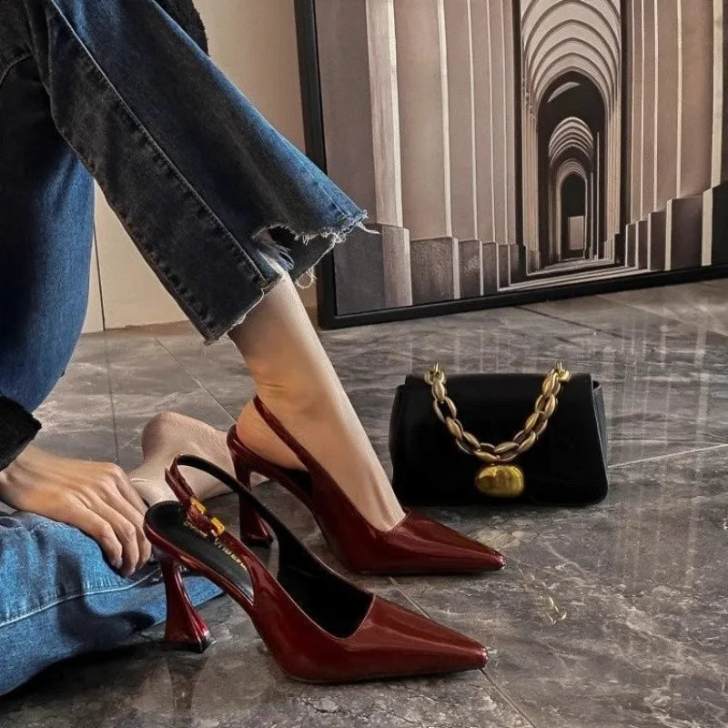 Tacones altos a la moda, zapatos de mujer versátiles y lujosos, temperamento de tacón delgado, nuevas Sandalias de tacón, zapatos de tacón elegantes puntiagudos para primavera 2025