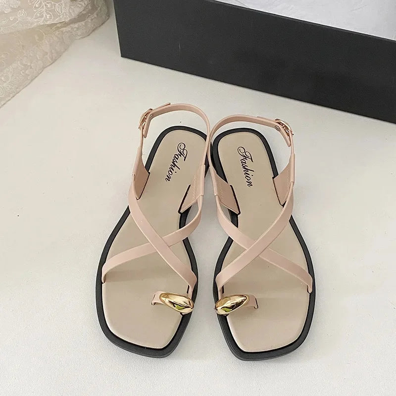 Sandalias de fondo plano de estilo francés para mujer, ropa para exteriores, Material de PVC de alta calidad, zapatillas de estilo romano para adultos, novedad de 2024