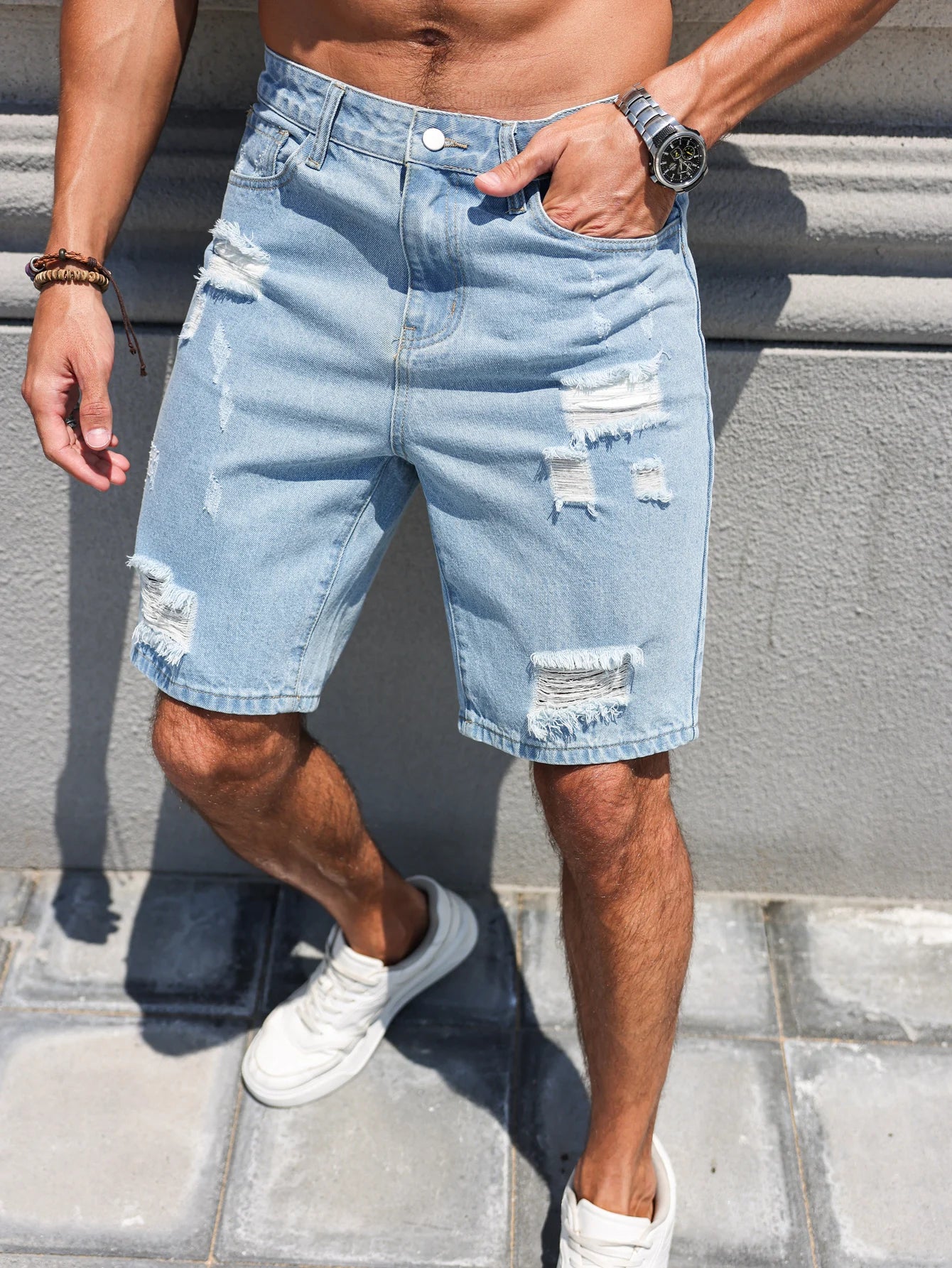 Pantalones cortos de mezclilla de búfalo de agua lavados con agujeros - Pantalones cortos casuales de cinco piezas rectos sueltos de moda para hombres - Nuevo estilo de verano