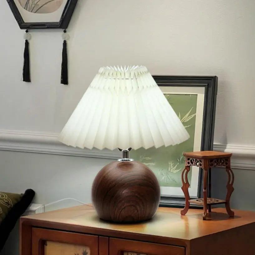 Lámpara LED para mesita de noche, bonitas y pequeñas lámparas plisadas para mesita de noche, luz ambiental Circular de nogal, decoración de dormitorio USB, luz nocturna