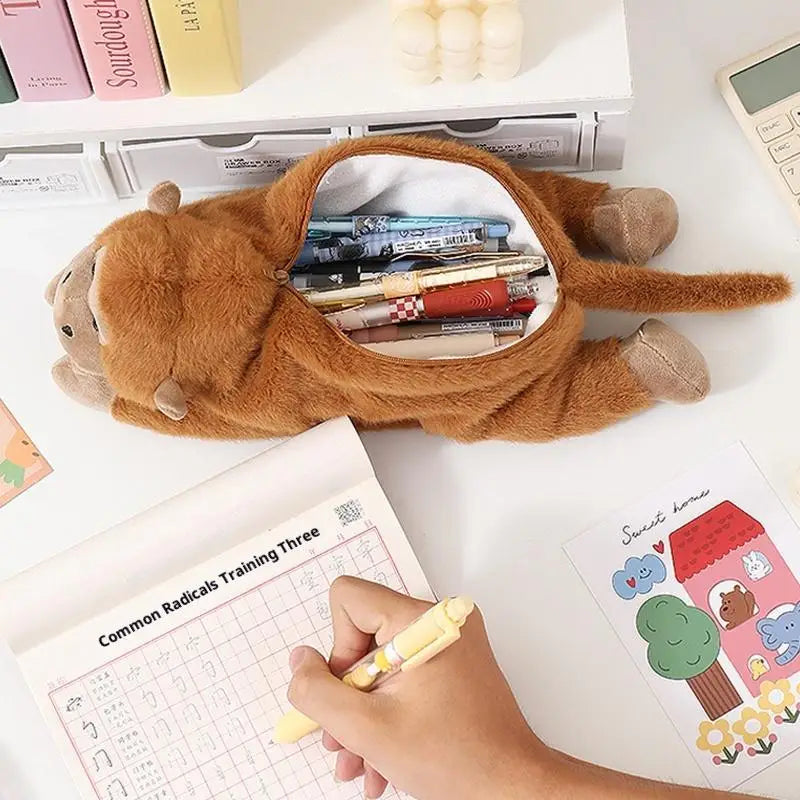 Nuevo Estuche de Lápices de Peluche con Diseño de Gorila de Dibujos Animados, Divertido Estuche de Lápices con Forma de Animal para Estudiantes, Bolsa de Almacenamiento de Papelería de Gran Capacidad, Regalos