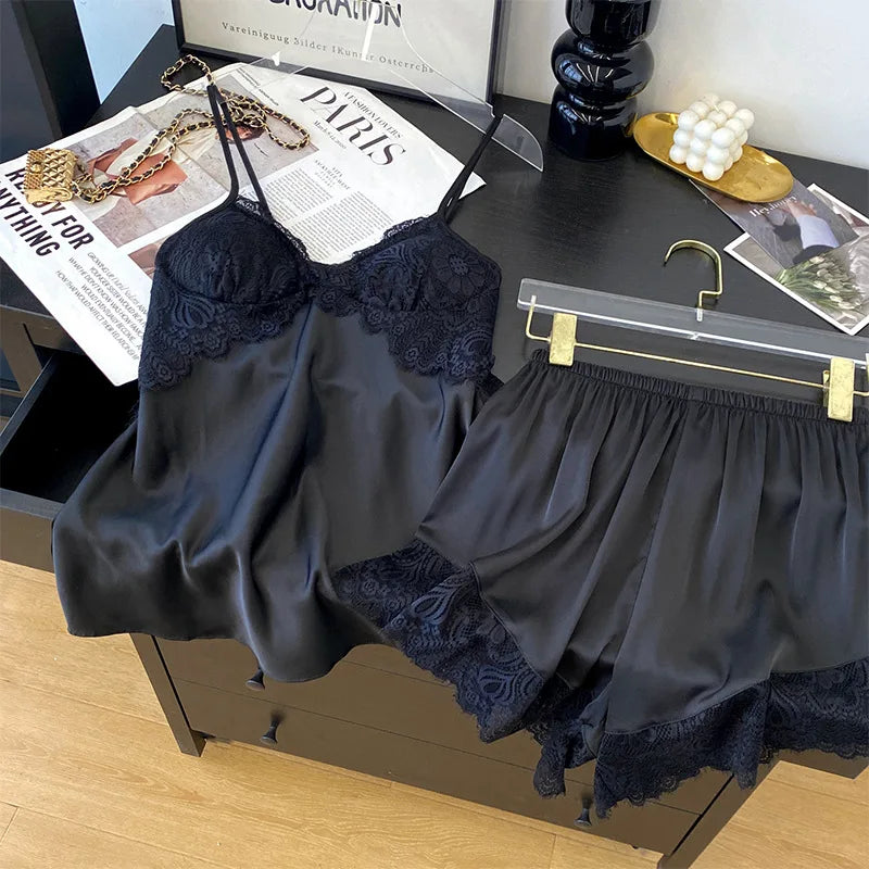 Conjunto de pijamas con tirantes para mujer, ropa de salón, lencería íntima de encaje calado Sexy, ropa de dormir, novedad de verano, Top y pantalones cortos con tirantes, ropa de casa