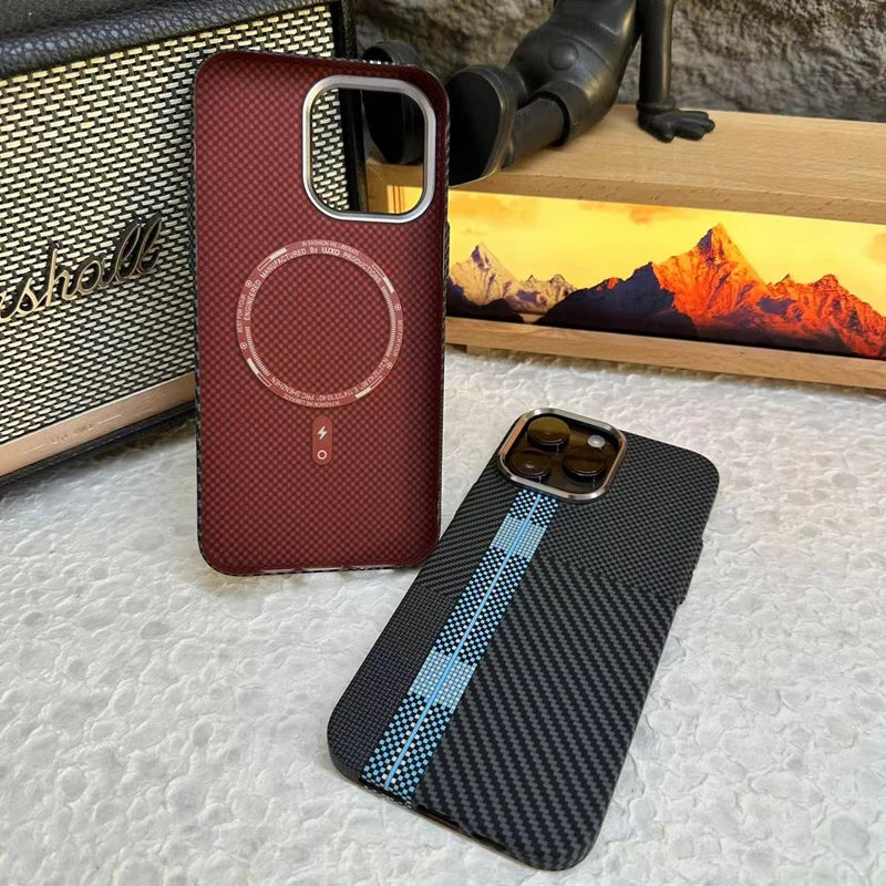 Funda Magnética con Textura de Fibra de Carbono para iPhone 17, 17 Pro Max, 16 Pro, 15, 14, 13, Ultrafina, con Lente de Aleación, Carga Inalámbrica, Carcasa Rígida