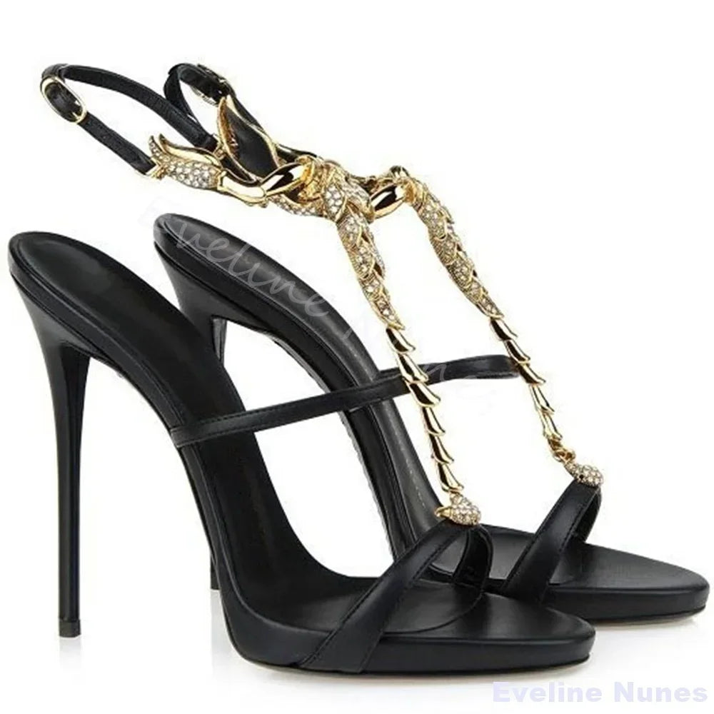 Sandalias de lujo de metal con diseño de escorpión para mujer, de punta redonda, tacón de aguja hueco, sandalias de tacón alto, nueva moda 2026, zapatos de tacón con correa de una tira.