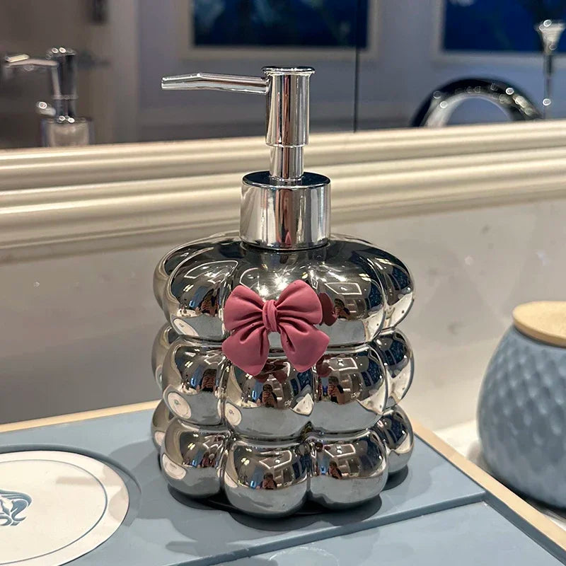 Suministros de baño, botella de emulsión de cerámica, botella de prensa de Gel de ducha para baño, dispensador de jabón creativo, decoración de baño moderna