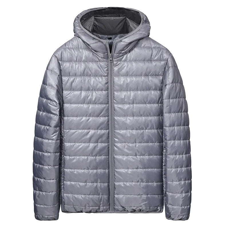 Chaqueta de plumón ligera para hombre, estilo nuevo de otoño-invierno, tipo abrigo acolchado, con cierre de cremallera y capucha, de fibra de poliéster.