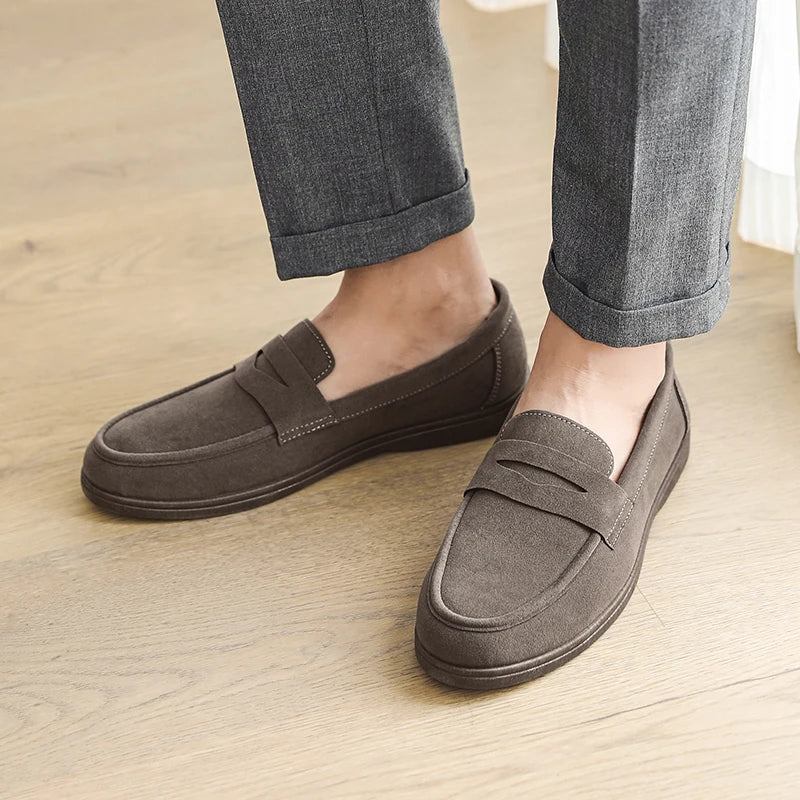 Gran oferta de mocasines sin cordones para hombre, ligeros, transpirables, cómodos, planos para exteriores, suela suave antideslizante, zapatos informales para caminar a diario