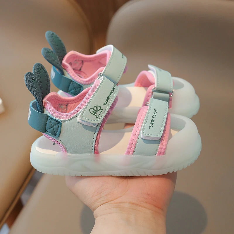 Sandalias de dibujos animados para niños y niñas, zapatos de playa suaves, informales, antideslizantes, color rosa verdoso, de 2 a 12 años