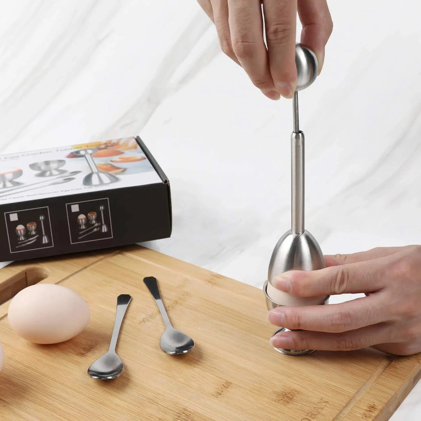 Abridor de huevos creativo, abridor de cáscara de huevo con bandeja para huevos y cucharas, herramienta de desayuno con apertura de acero inoxidable, accesorios de cocina