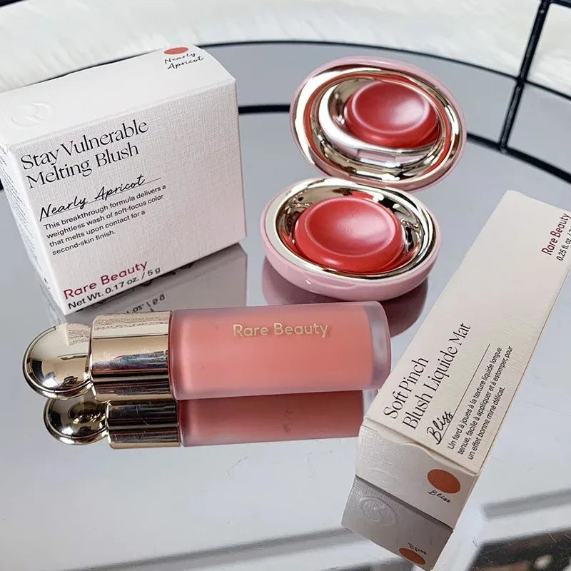 Brillo Labial Rare Beauty, Ilumina la Piel, Es Sedoso y Hermoso, Realza los Contornos, Maquillaje para Chicas y Mujeres, con Caja