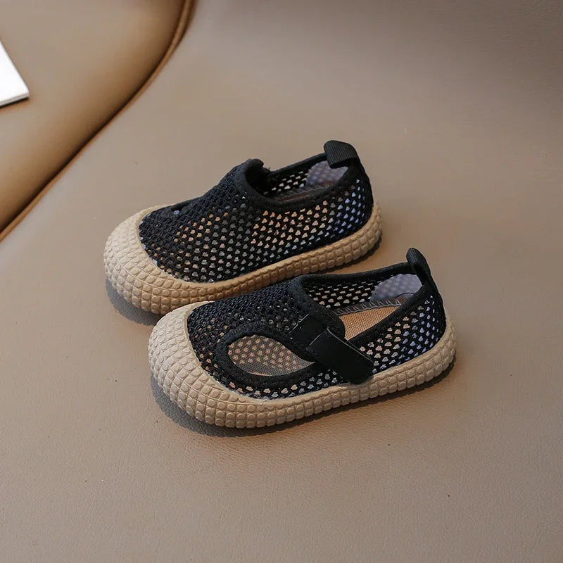 Sandalias para niños, malla de aire, transpirables, a la moda, suela suave, zapatos informales para niños, zapatos de verano para playa para bebés, deslizadores con gancho para niños y niñas 21-30