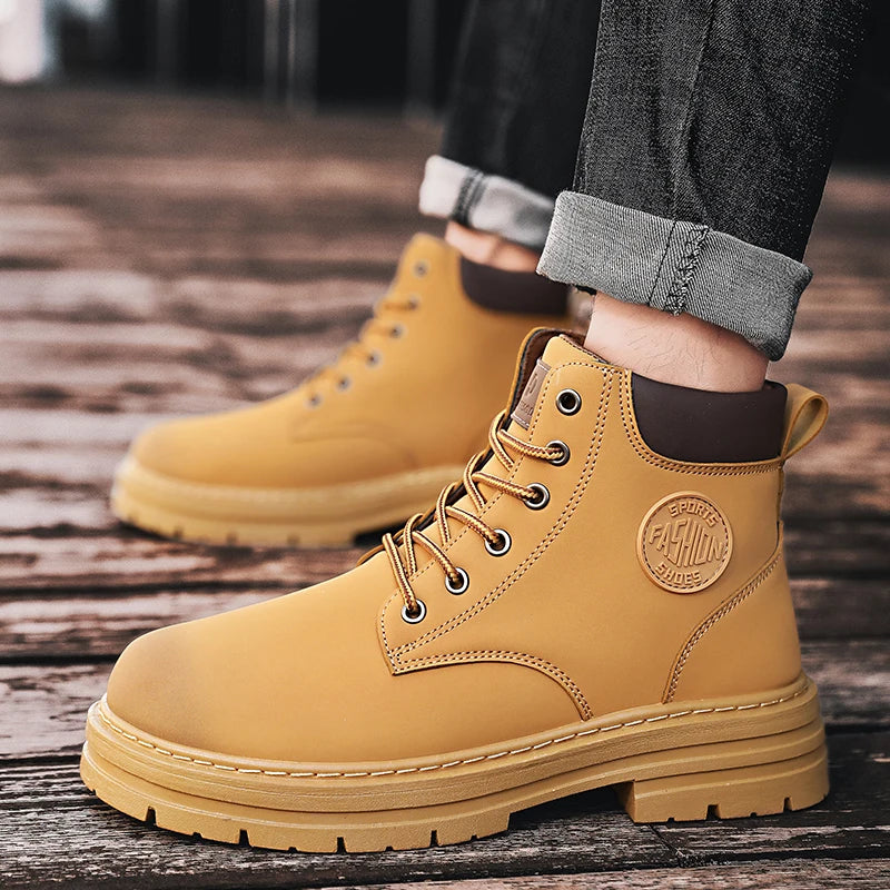Botas de hombre otoño nuevas botas altas de trabajo estilo británico versión coreana suela gruesa con cordones botas cálidas antideslizantes para hombre