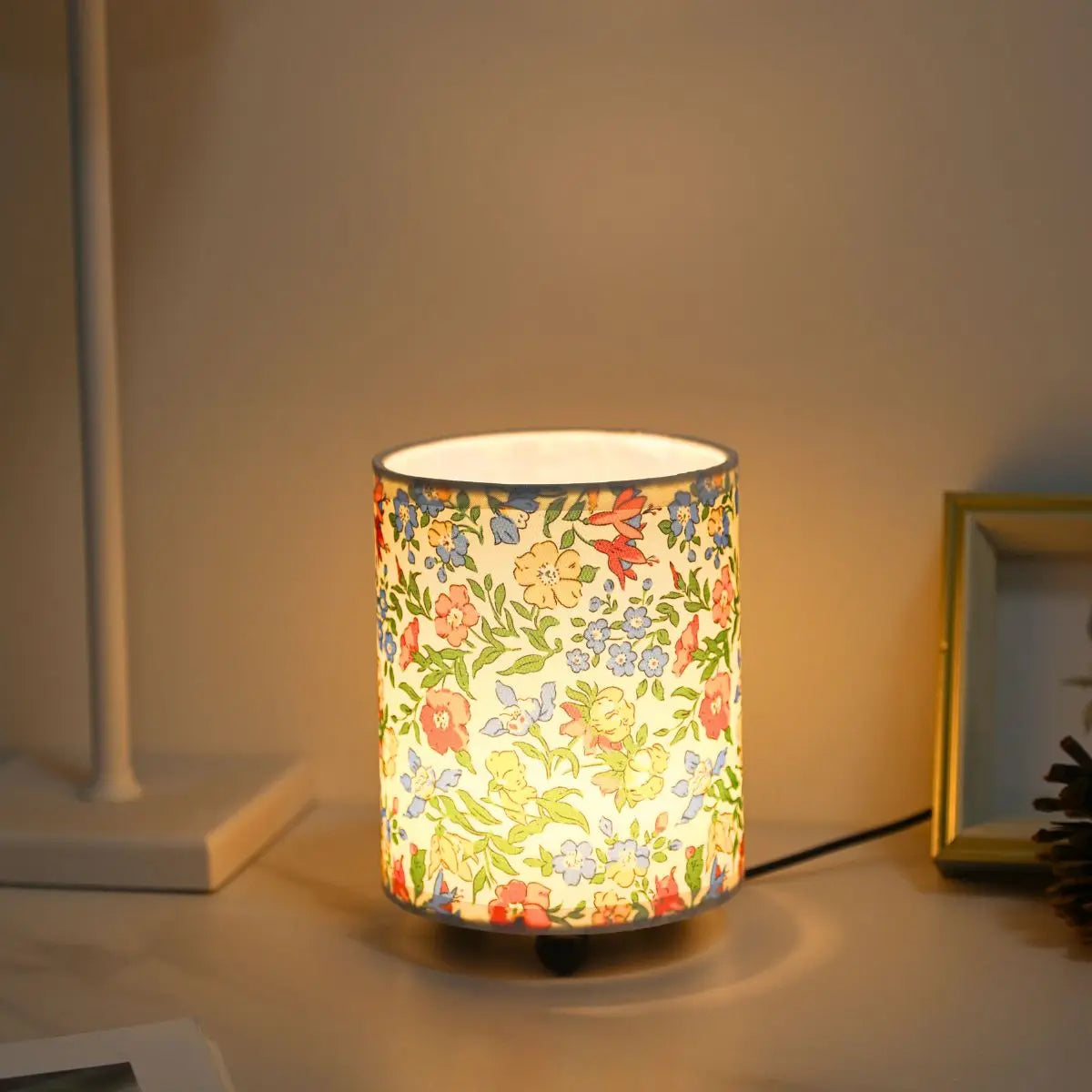 Interruptor de botón USB, luz cálida y suave, mini luz nocturna decorativa de escritorio, iluminación nocturna para dormitorio