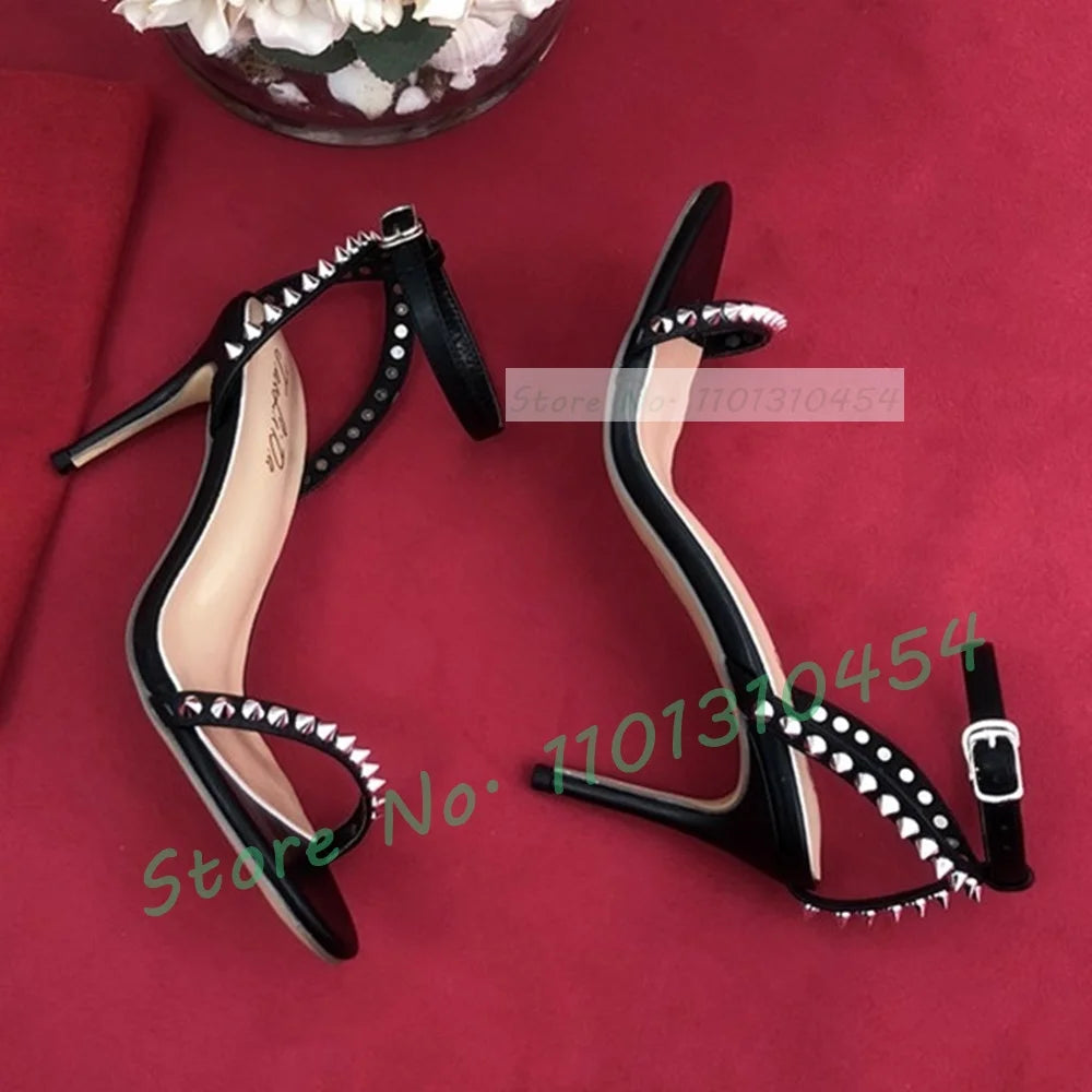 Sandalias con remaches de Metal y correa en el tobillo para mujer, zapatos de tacón alto con plantilla roja, cómodos y sexys, para fiesta, Verano