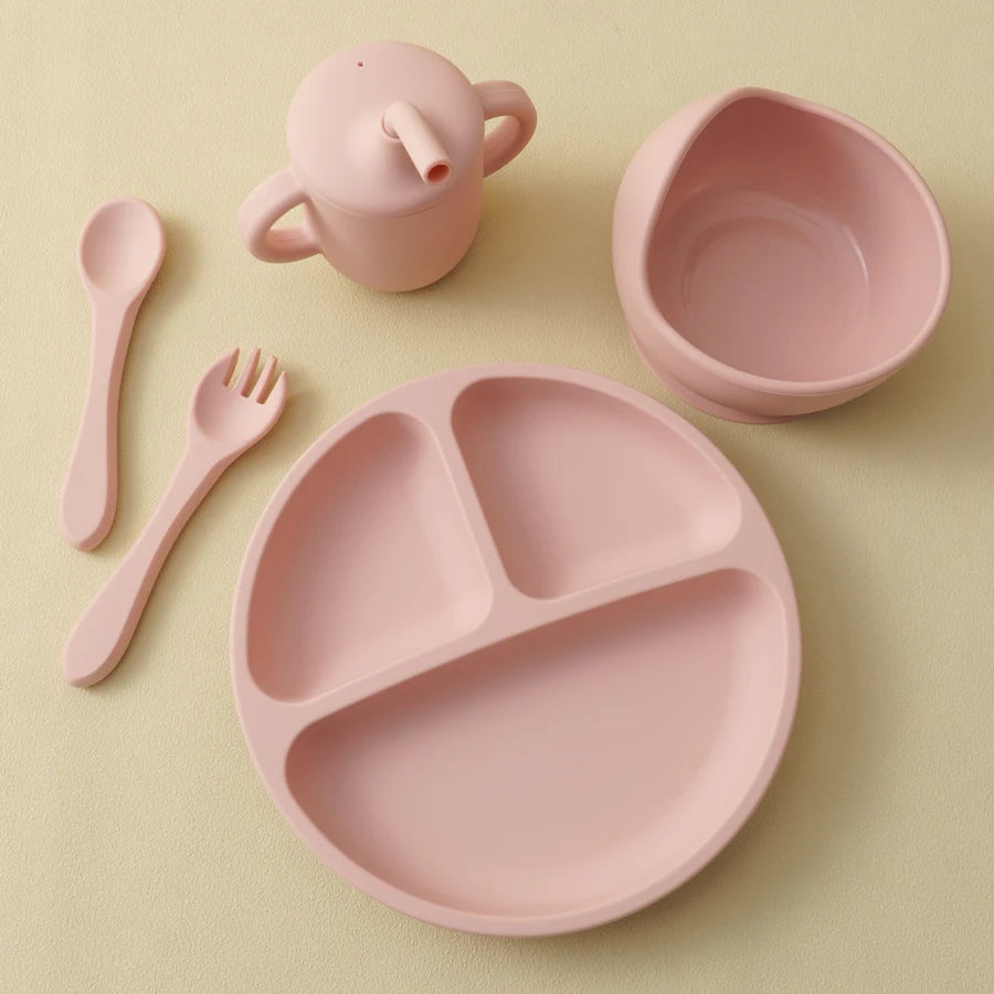 Juego de vajilla de silicona para bebé, plato con ventosa, utensilios suaves, taza para sorber, juegos de entrenamiento de alimentación para bebé, 5 uds.